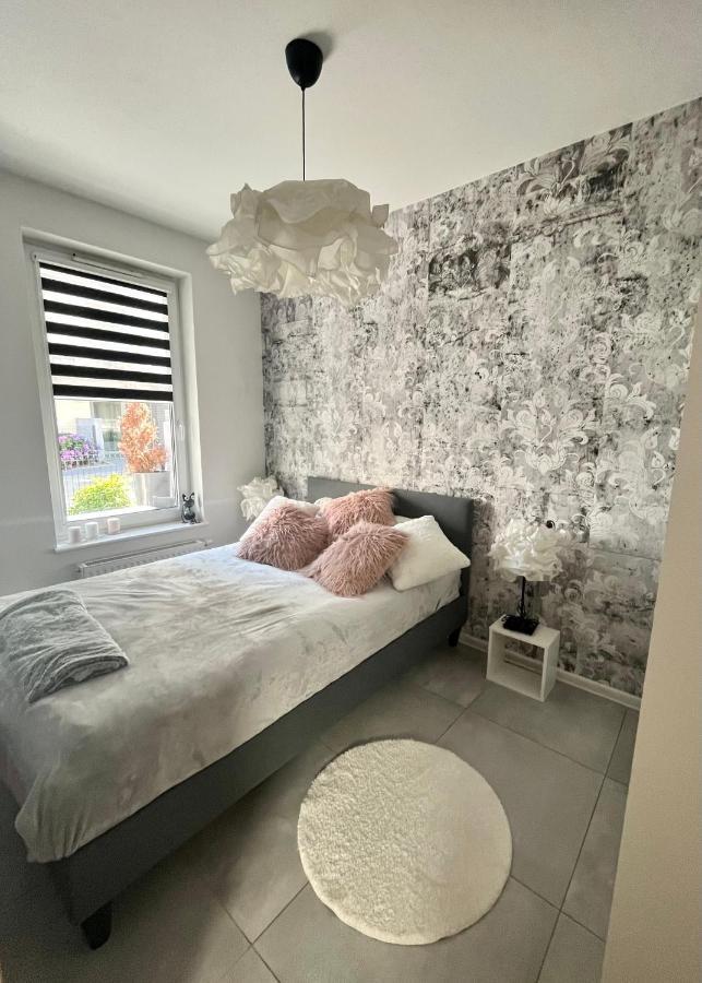 Apartament Mniszek Kolobrzeg Ngoại thất bức ảnh