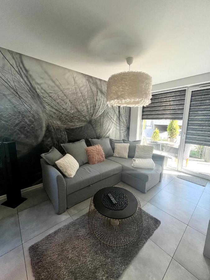Apartament Mniszek Kolobrzeg Ngoại thất bức ảnh